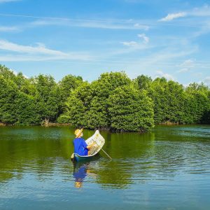 Viết tiếp ký ức quê hương bằng nghiên cứu khoa học