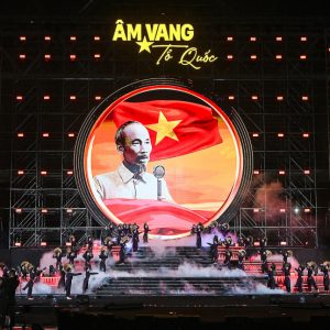 Ấn tượng chương trình nghệ thuật đặc biệt “Âm vang Tổ quốc”