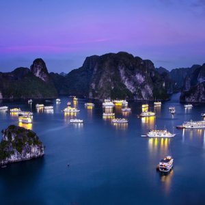 Vịnh Hạ Long biểu tượng du lịch hàng đầu của Việt Nam trên bản đồ du lịch thế giới
