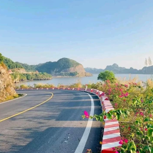 Hoàn thiện đường ven biển, mở rộng kết nối du lịch biển