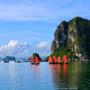 Quảng Ninh tạo mùa du lịch mới bằng chuỗi trải nghiệm liên tục