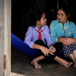 Khoảng cách dưới một mái nhà